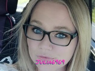 Julia6969