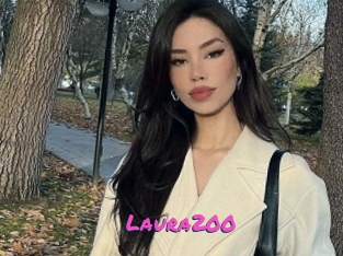 Laura200