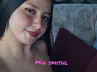 Mia_smithl