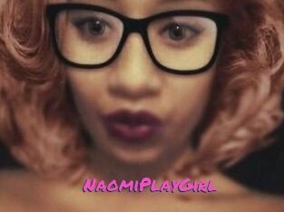 NaomiPlayGirl